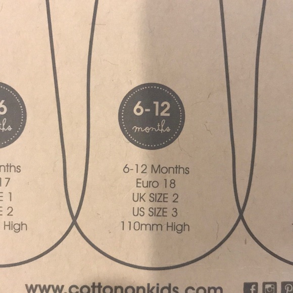 Cotton On gold tassel moccasins 6-12 months w box - Picture 6 of 6